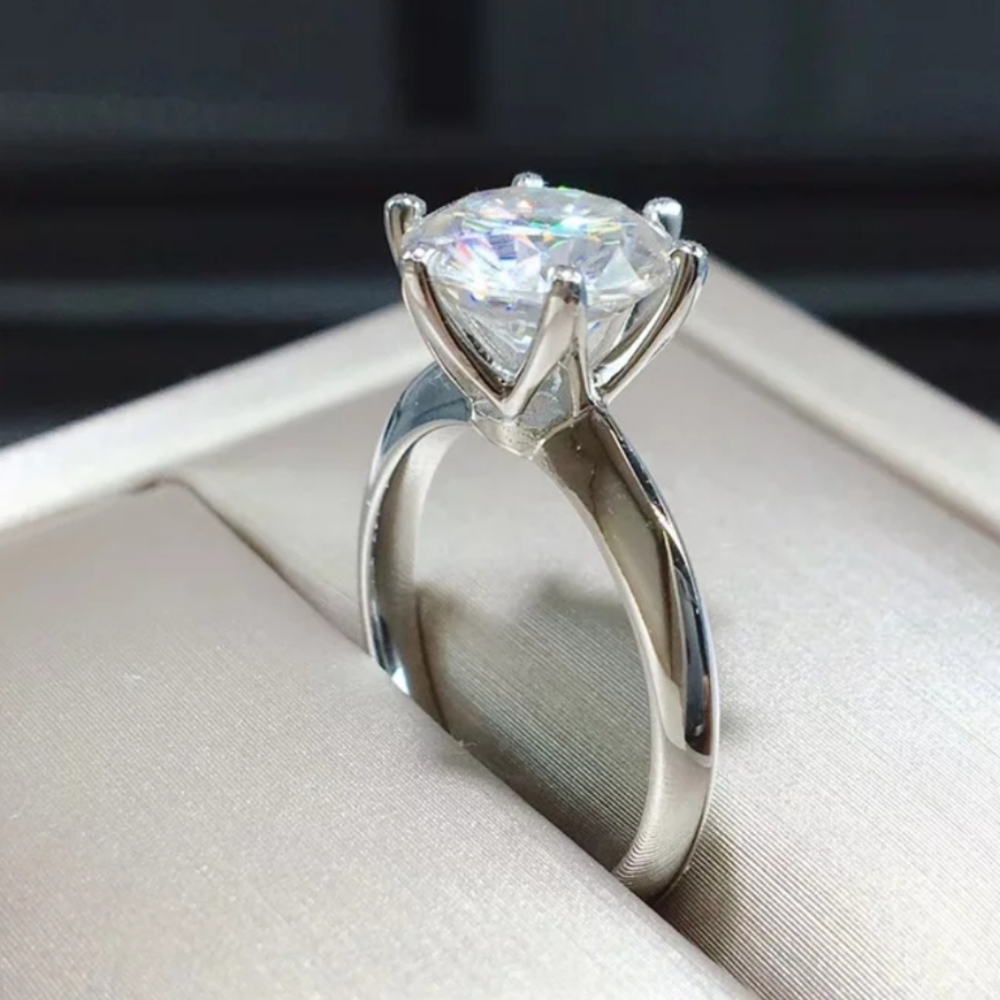 2 TCW GENIUNE D  BRILLIANT WHITE MOISSANITE - Picture 6 of 10